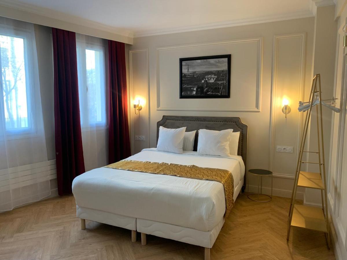 Hotel Le Clery Paryż Zewnętrze zdjęcie